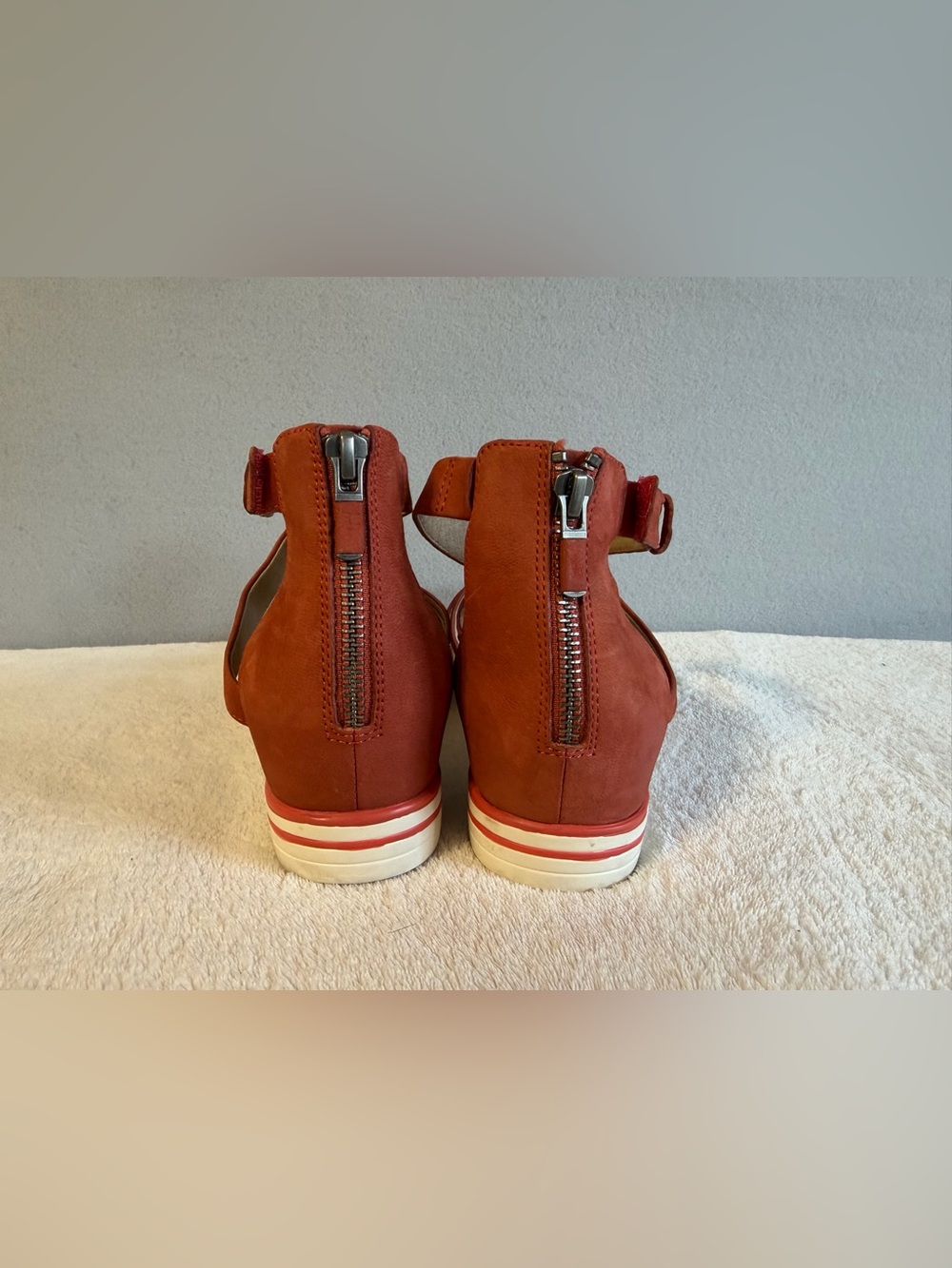 Eileen Fisher SALLY Wedge Sandals Back-Zip Leather Sz 8 Women Orange/White - Picture 3 of 9